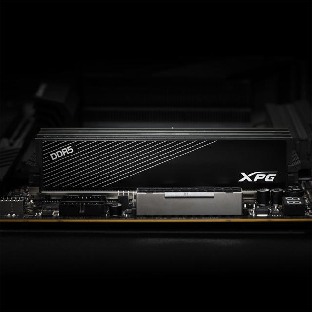 Памет ADATA  XPG Hunter 8GB DDR5 5200MHz, 1.25V