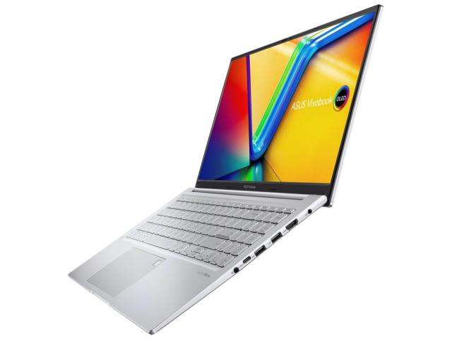 Лаптоп ASUS VIVOBOOK 15 M1505YA-L721W, (8-ядрен) AMD Ryzen 7 7730U (2.0/4.5GHz, 16M), 15.6'' (39.62 cm) FHD OLED, 16GB DDR4, 512GB M.2 NVMe SSD, Windows 11 Home
