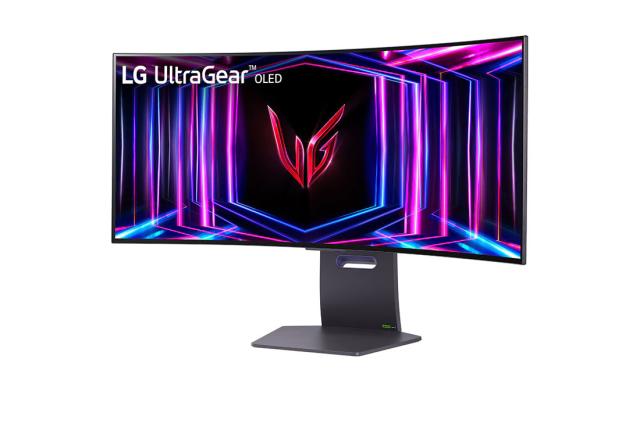 Монитор LG 34GS95QE-B, 34" (86.36cm) Curved OLED, 240Hz, WQHD, 0.03ms, HDR10, 275cd/m2, DisplayPort, HDMI, USB