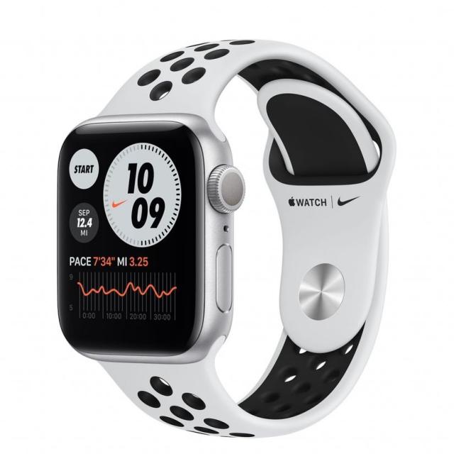 Часовник Apple Watch Nike S6 GPS, 44mm Silver Aluminium Case with Pure Platinum/Black Nike Sport Band - Regular