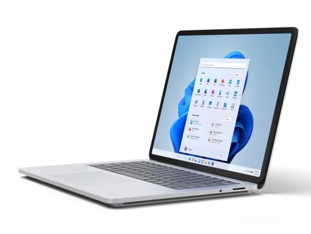 Лаптоп Microsoft Surface Laptop Studio, Quad-core 11th Gen Intel Core H35 i5-11300H, 14.4” (2400 x 1600) PixelSense Flow Display, Intel Iris X Graphics, 16GB RAM, 512GB SSD, Windows 11 Home, Platinum