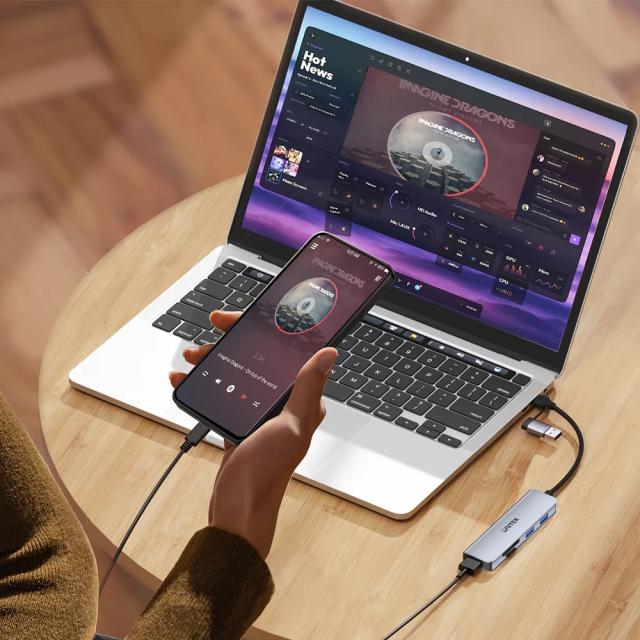 USB хъб Unitek 3-портов, 3 x USB 3.0, USB Type-C/USB-A