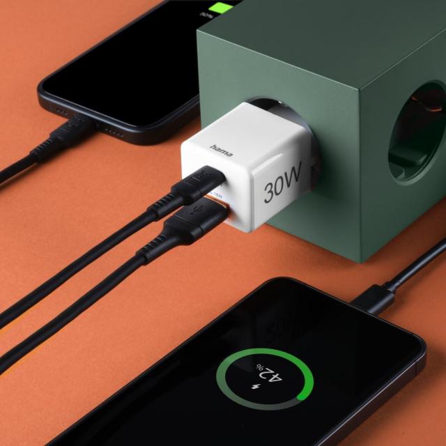 HAMA Бързо мини зарядно, 30W, 1x USB-C, 1x USB-A, PD, бял
