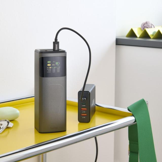 Външна батерия HAMA „High Power“, 24 000 mAh, 200 W, 2x USB-C, USB-A, бързо зареждане
