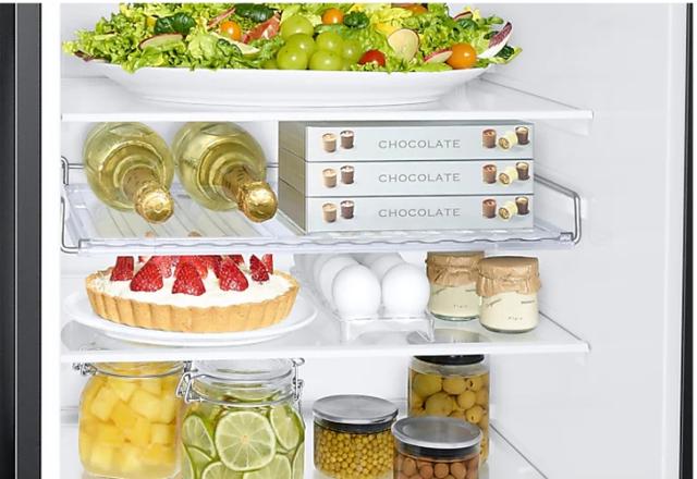 Хладилник Samsung RB34T672EBN/EF, Refrigerator with SpaceMax Technology, Fridge Freezer, Total 344 l, refrigerator 230 l, freezer 114 l, Energy Efficiency E, All-Around Cooling, No frost, Power Cool function, External Display, 35 dB, 185.3/59.5/65.8,