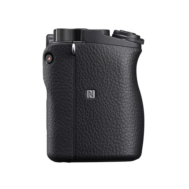 Цифров фотоапарат Sony Exmor APS-C HD ILCE-6400 body only, black