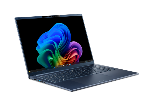 Лаптоп Acer Swift Go 16 AI SFG16-A71-R0BY, AMD Ryzen AI 9 465 10C (3.3 / 5.0 GHz, 24MB Cache), 16.0" (40.64 cm) WUXGA OLED display, 32GB LPDDR5X, 1TB M.2 NVMe SSD, Windows 11 Home