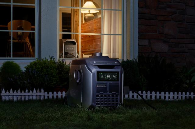 Преносима захранваща станция, Ecoflow Power Station - Delta 3 Ultra Plus, 6 outlets, 1800W total (Surge 3600W), 3072 Wh