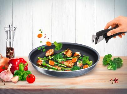 Комплект тигани и тенджери Tefal L2009902 Ingenio Essential Ingenio PROMOS 8PCE SET BLK