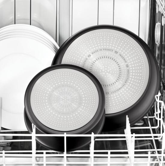 Комплект тигани и тенджери Tefal L1539053 Easy Cook & Clean 10pcs set : FP24/28 + SCP 16/20 with lids + sautepan 24 with lid  + 2 handles