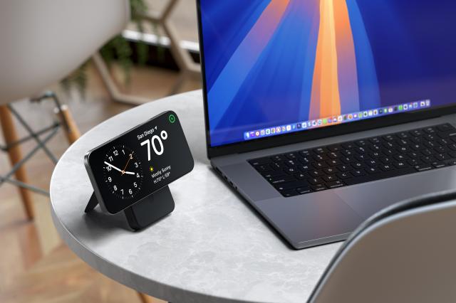 Външна батерия Satechi Qi2 10K Magnetic Power Bank with Stand, Black
