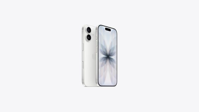 Смартфон Apple iPhone 17 White, 6.3" (16cm) Super Retina XDR OLED 120Hz дисплей, Apple A19 6C (2x 4.2 / 4x 2.5 GHz), 8GB RAM, 256GB Flash памет, 48 + 48 & 18 Mpix камери, iOS, 177g