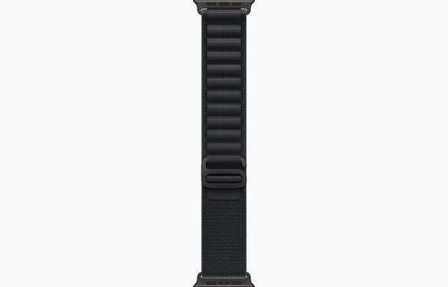 Смарт часовник Apple Watch Ultra 3 Cellular, 49mm, 1.98" (5.02 cm) Retina LTPO OLED дисплей, 64GB Flash памет, Bluetooth, Wi-Fi, LTE, GPS, Black Titanium с Black Alpine Loop M каишка