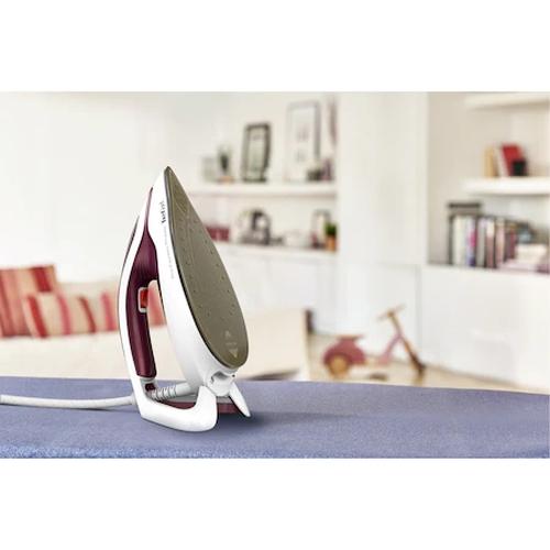 Парогенератор Tefal GV9220E0, ProExpress Protect, red, 2600W, electronic temp settings, 7,5bars, 135g/min, steam boost 540g/min, Durilium Airglide Autoclean Ultra Thin soleplate, AD, AO, removable water tank 1,6L, calc collector, lock system, fast he