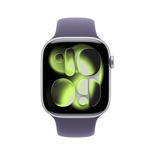 Смарт часовник Apple Watch Series 11 Cellular, 42mm, 1.77" (4.49cm) LTPO3 OLED дисплей, LTE, Wi-Fi, Bluetooth, GPS, 64GB Flash памет, IP6X, Silver Aluminium с Purple Fog Sport - M/L каишка
