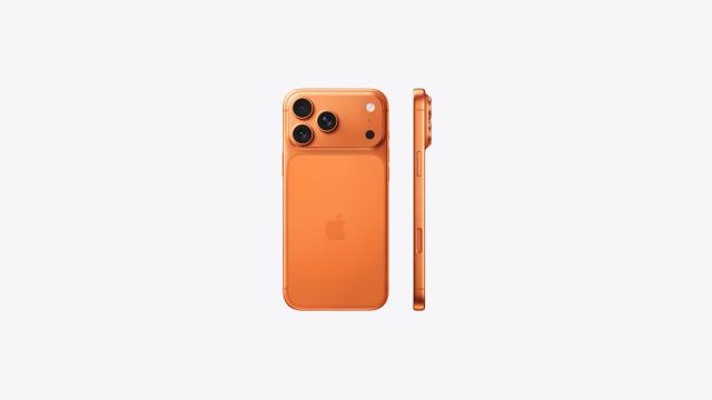 Смартфон Apple iPhone 17 Pro Max Cosmic Orange, 6.9" (17.52cm) Super Retina XDR OLED дисплей, Apple A19 Pro 16C (2x 4.2 / 4x 2.5 GHz), 12GB RAM, 512GB Flash памет, 48 + 48 + 48 & 18 Mpix камери, iOS, 233g
