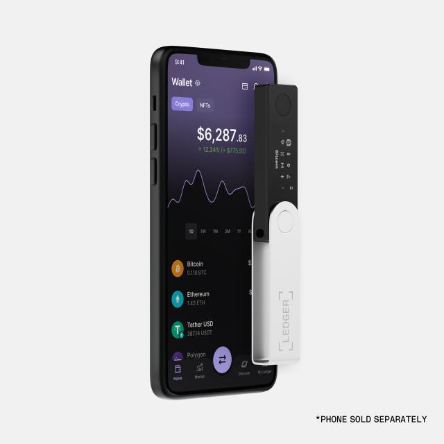 Крипто портфейл Ledger Nano X Onyx Black, Bluetooth, USB Type-C