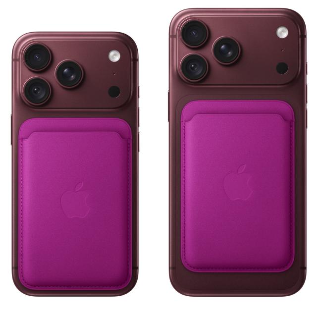 Портфейл Apple iPhone FineWoven Wallet with MagSafe, Magenta