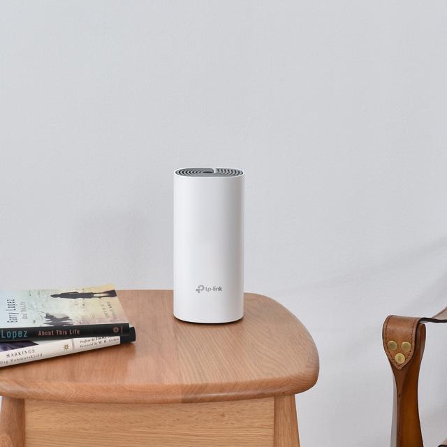 Мрежови комплект TP-Link Deco E4(3-pack), Wireless AC1200, 2.4GHz/5GHz (300M+867 Mbps), 2x 10/100 Mbps WLAN/LAN