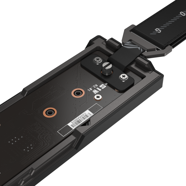 Кутия ASUS ROG Strix Aiolos 2x2 SSD M.2 NVMe - USB-C 3.2 Gen2