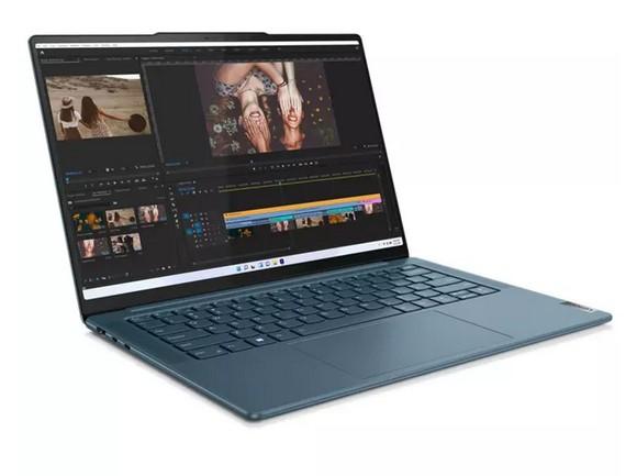 Лаптоп Lenovo Yoga Pro 7 14ARP8 (8-ядрен) AMD Ryzen 7 7735HS 3.2/4.75GHz, 14.5" (36.83cm) WQXGA Anti-Glare, 16GB LPDDR5, 1TB SSD NVMe, 1x USB4 40Gbps, Windows 11 Home