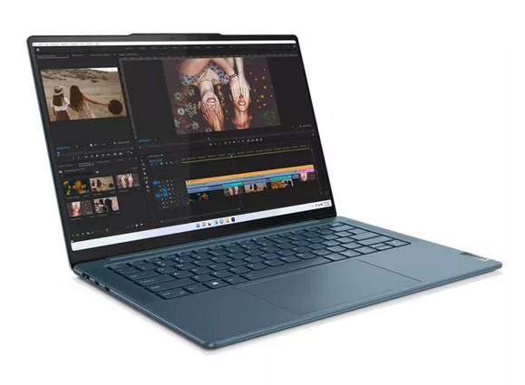 Лаптоп Lenovo Yoga Pro 7 14ARP8 (8-ядрен) AMD Ryzen 7 7735HS 3.2/4.75GHz, 14.5" (36.83cm) WQXGA Anti-Glare дипслей (HDMI), 16GB LPDDR5, 512GB SSD NVMe, 1x USB4 40Gbps, Free DOS