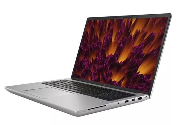 Лаптоп HP ZBook Fury G10, Intel Core i7-13700HX 16C (2.1/5.0GHz, 30 MB Cache), 16" (40.64cm) WUXGA IPS Anti-Glare, Nvidia RTX 3500 Ada Generation 12GB, (HDMI), 32GB DDR5, 1TB SSD NVMe, 2x USB4, Windows 11 Pro