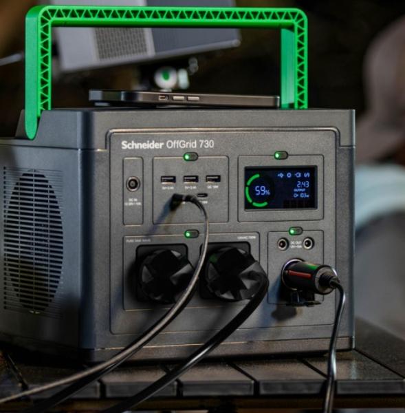 Преносима захранваща станция, APC Schneider OffGrid Portable Power Station 730, 738Wh Lithium-ion, 2 Schuko, Sinewave
