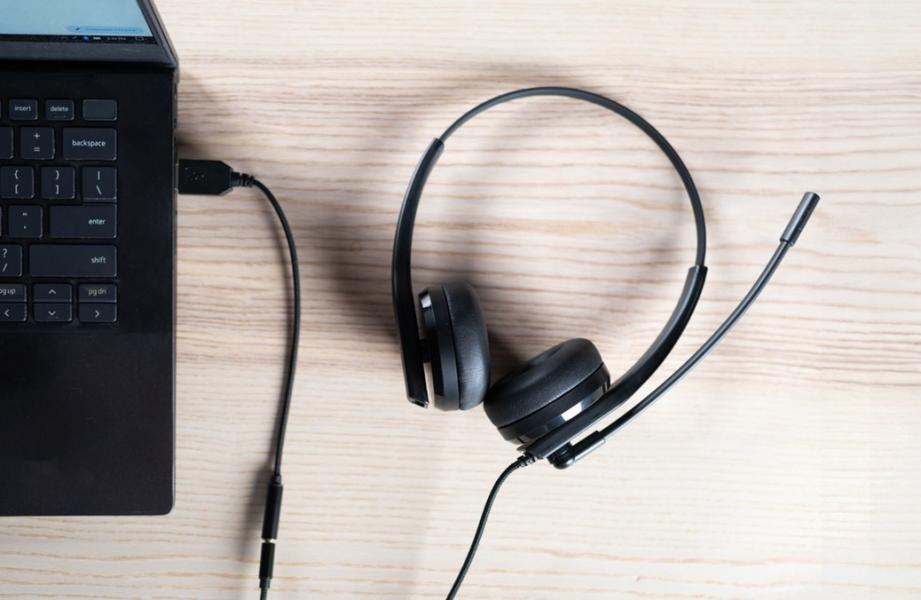 Слушалки с микрофон Creative HS-230, 100–20,000 Hz, USB-A, 3.5 mm AUX