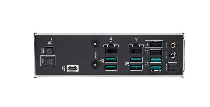 Дънна платка ASUS Pro WS TRX50-SAGE WIFI, sTR5 4x DDR5, 3x M.2slot, 4 x SATA 6Gb/s, Wi-Fi 7 / Bluetooth 5.4, 2x Ethernet, CEB