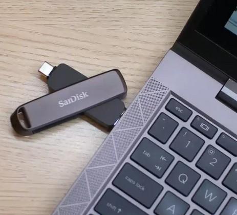 USB памет SanDisk Extreme PRO Dual Drive 1TB, Metal Dual Drive,1000/900MB/s, USB Type C + A
