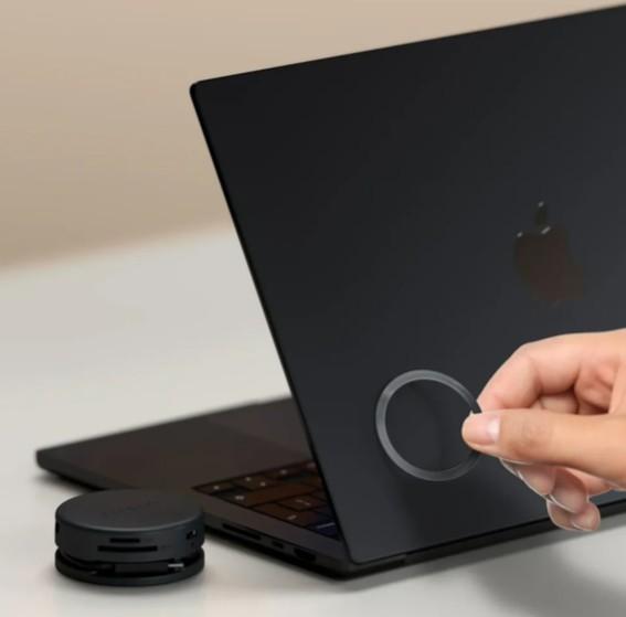 Мултипортов адаптер Satechi OntheGo 7 в 1 - Space Black - Съвместим с устройства на Apple