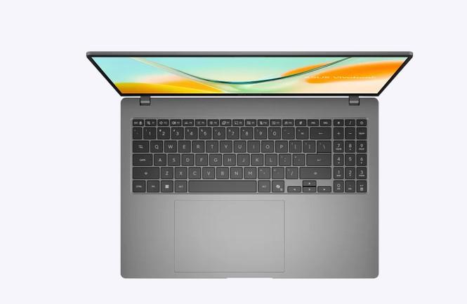 Лаптоп Asus VIVOBOOK S16 S5652MA-TK753WNA, Intel Core 7 350 6C (1.5 / 4.8 GHz, 6MB Cache), 16" (40.64 cm) WUXGA 144Hz IPS Anti-glare Display, 16GB LPDDR5X, 256GB SSD NVMe, Windows 11 Home