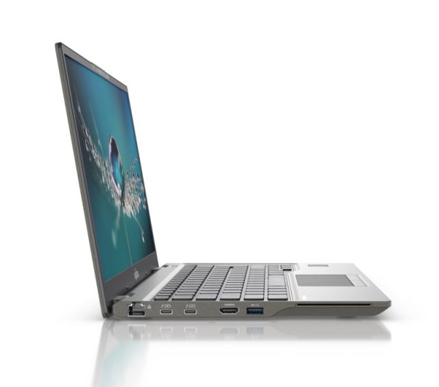 Лаптоп Fujitsu LIFEBOOK U7411, Intel Core i5-1135G7 up to 4.20 GHz, 14.0" FHD AG, 1x8GB DDR4 3200MHz, SSD 256GB PCIe 3.0 NVMe M.2, FPR, 4cell 65Wh, IR-HD cam, Intel Wi-Fi 6 AX201, BT5, SCR, Backlit Kbd, Win10 Pro(64)