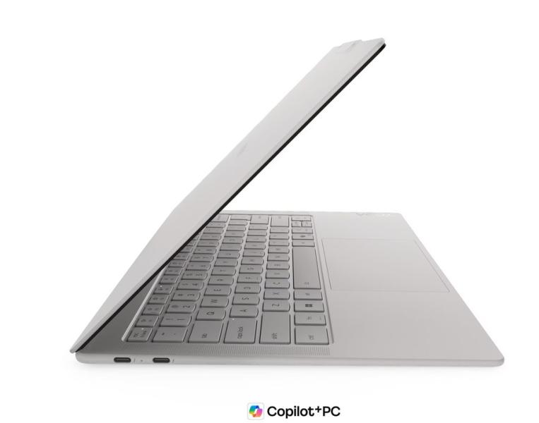Лаптоп Lenovo Yoga Slim 7 Ultra 14IPH11 Aura Edition, Intel Core Ultra X7 358H 16C (1.5 / 4.8 GHz, 18MB Cache), 14.0" (35.56 cm) 2.8K WQXGA+ Glossy Anti-finger Display, Intel Arc B390 12 Xe3, 32GB LPDDR5, 1TB M.2 NVMe SSD,  Windows 11 Home