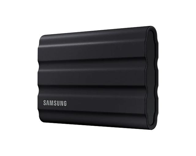 Външен диск Samsung Portable  SSD T7 Shield 2TB , USB 3.2 Gen2, Rugged, IP65, Read 1050 MB/s Write 1000 MB/s, Black