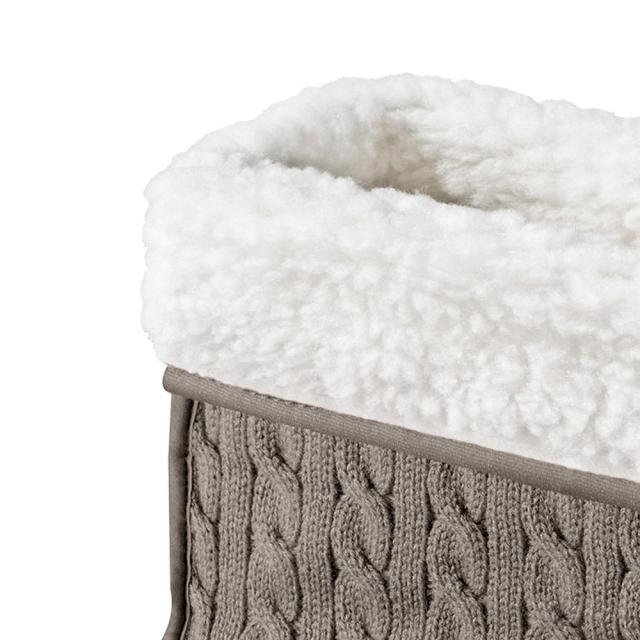 Термоподложка Beurer FWM 45 Massage foot warmer; 2 temperature and massage settings; washeble by hand, 16 Watts; 32(L)x26(B)x26(H)  + Beurer MG 17 spa mini massager