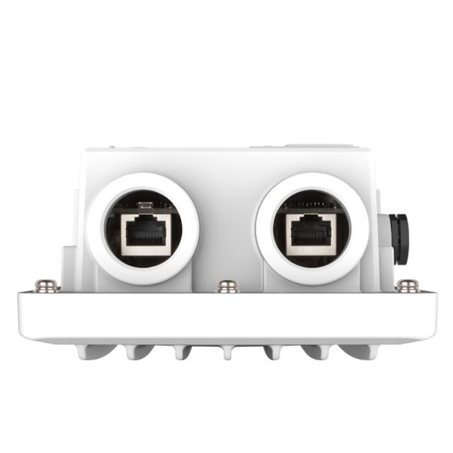 Аксес-пойнт D-Link Outdoor Industrial AC1200 Access Point