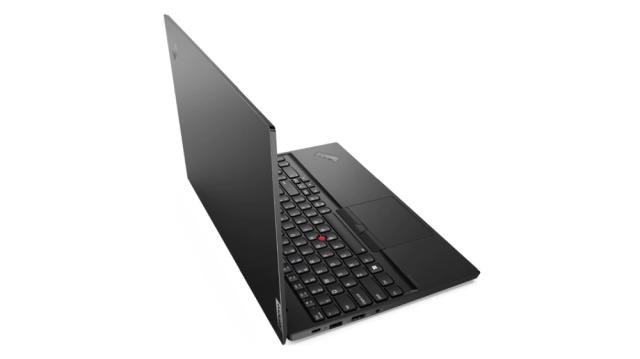 Лаптоп Lenovo ThinkPad E15 G4 Intel Core i7-1255U (up to 4.7GHz, 12MB), 16GB(8+8) DDR4 3200MHz, 512GB SSD, 15.6" FHD (1920x1080) IPS AG, NVIDIA GeForce MX550/2GB, WLAN, BT, IR&1080p Cam, FPR, Backlit KB, 3 cell, Win11Pro, 3Y