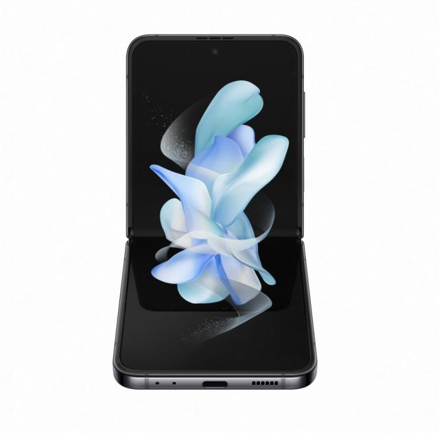 Мобилен телефон Samsung Z Flip4 128GB Graphite