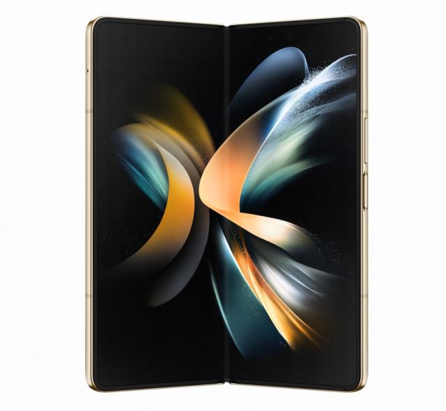 Мобилен телефон Samsung Z Fold4 256GB Beige