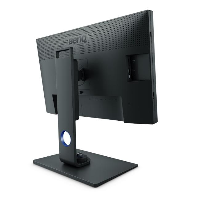 Монитор BenQ SW271C, 27" IPS, 5ms, 3840x2160 4K, Photographer Monitor, 99.9% AdobeRGB, 90% P3, HDR10/HLG & 24/25/30p, AQCOLOR, Paper Color Sync, Puck G2, 1000:1, 16 bit 3D-LUT, 300 cd/m2, HDMI x2, DP, USB Type-C PD60W, USB 3.1 Hub, Card Reader, Heigh