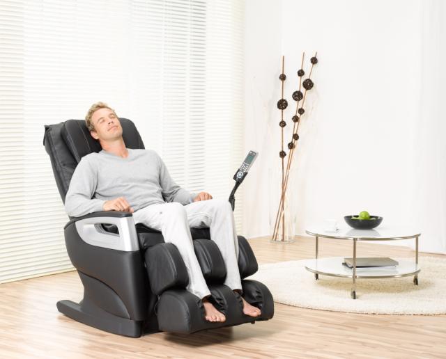 Масажен стол Beurer MC 5000 HCT deluxe Shiatsu massage chair, body-scan function, Shiatsu, tapping, kneading and roll massage,Spot and partial massage,5 massage types,3 intensity levels for air pressure massage