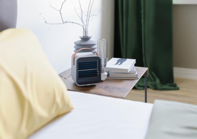 Вентилатор Beurer LV 50 Fresh Breeze table fan, Cools for up to 4 hours, Evaporation principle, Removable water tank, 3 settings, Filter change indicator, USB connection, 460 g
