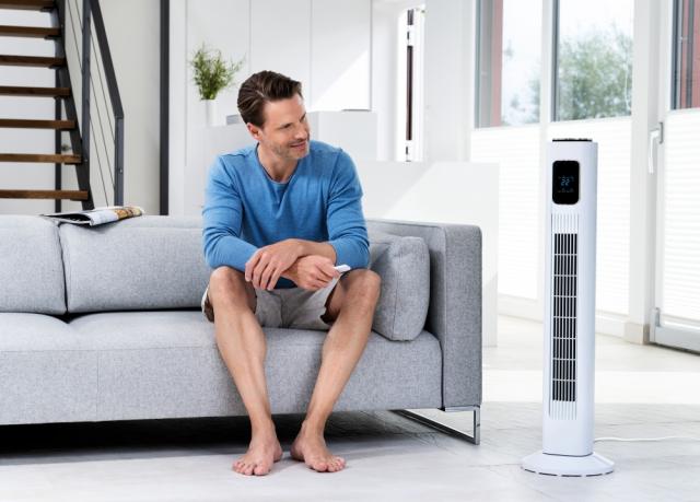 Вентилатор Beurer LV 200 Tower fan, 3 operating modes (Basic, Nature, Sleep), 3 fan levels, Timer function (1-15 hours), Oscillation appr. 50 degrees, Displays the room temperature, Remote control, 43 - 58 dB, Practical handle, Slat height: 46 cm, 91