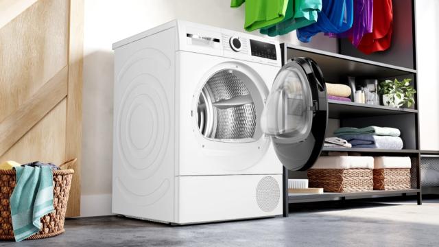 Сушилня Bosch WQG14500BY, SER6 Tumble dryer with heat pump 9kg A++ 64dB, SelfCleaningCondenser, drain set, black-blackgrey door, silver-black soft dial