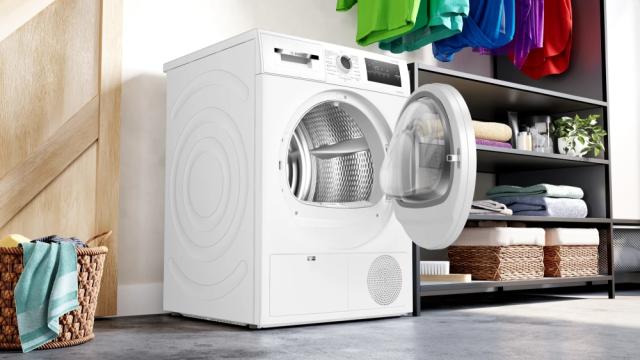 Сушилня Bosch WTH85205BY, SER4 Tumble dryer with heat pump 7kg A++ 65dB EasyClean, white-blackgrey door, drain kit acc. WTZ1110