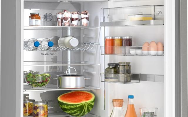 Хладилник Bosch KGN39AIAT, SER6, FS fridge-freezer NoFrost, А, 203/60/66cm, 363l(260+103), 29dB(B), VitaFresh XXL, 0° drawer, Metal Backwall with Multi Airflow,  Flex Interior, Stainless steel