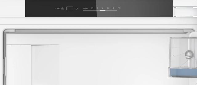 Хладилник Bosch KIL22VFE0 SER4;Built-in refrigerator with freezer compartment, E, 88/56/55cm, 119l(104+15), 35dB, EcoAirflow, MultiBox XXL, SuperCooling