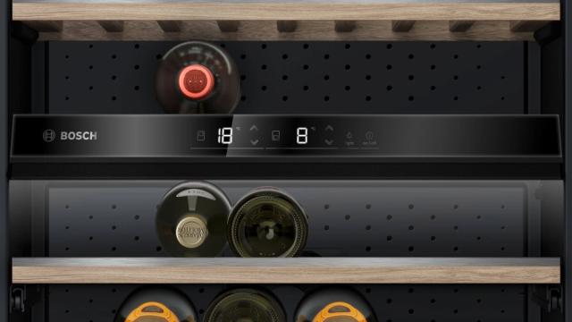 Шкаф за вино Bosch KWK36ABGA SER6 Wine display case with glass door, G, 186 x 60 x 61 cm, Number of shelves - 10, Capacity for bottles of 750 ml - 199, Temperature range (° C) - 7-19 ° C, 38 dB (A), Number of temperature zones - 2